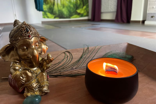 Bild 1 von Yoga für deine Mitte